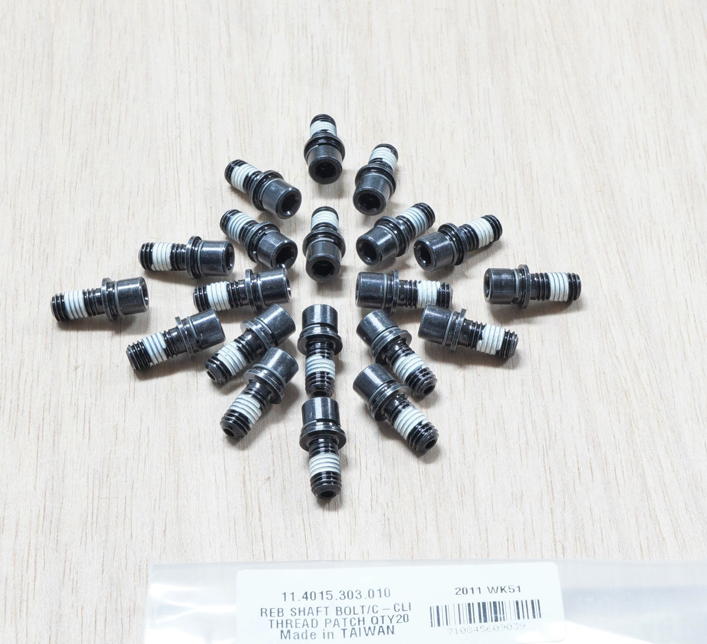 Rebound Shaft Bolt/C-Clip, w/ Thread Patch - SIlver - imagine 2